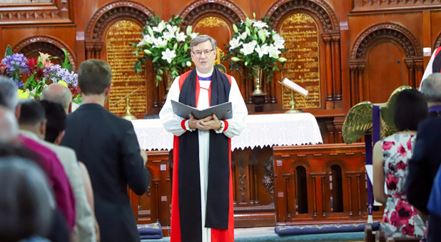 Archbishop Davies speaking to the congregation